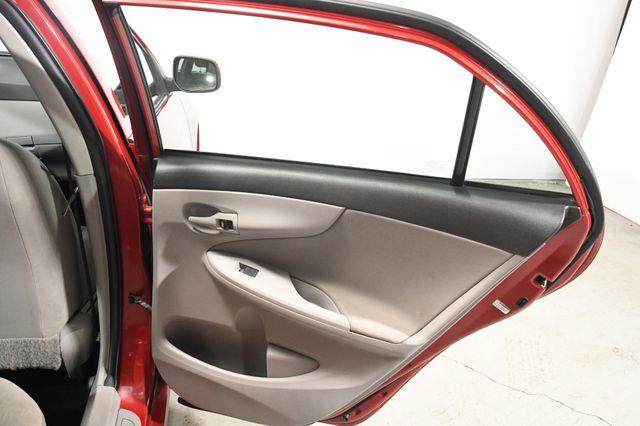 2012 Toyota Corolla L photo