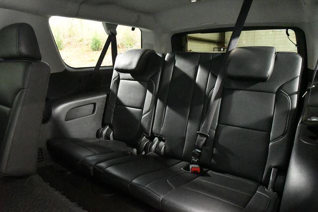 2016 Chevrolet Suburban LT w/ Nav/ DvD/ Safety Tech photo