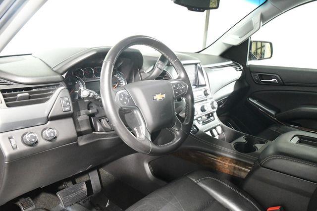 2016 Chevrolet Suburban LT w/ Nav/ DvD/ Safety Tech photo