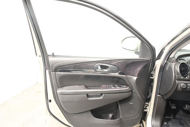 2017 Buick Enclave LTHR photo