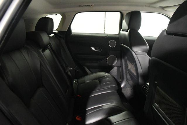 2016 Land Rover Range Rover Evoque SE photo