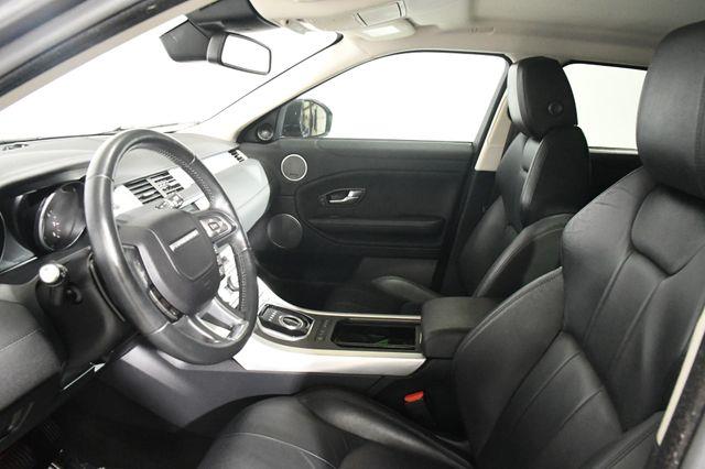 2016 Land Rover Range Rover Evoque SE photo