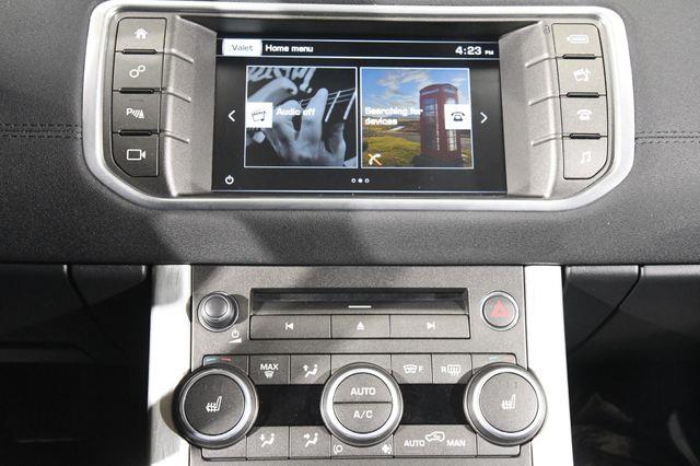 2016 Land Rover Range Rover Evoque SE photo