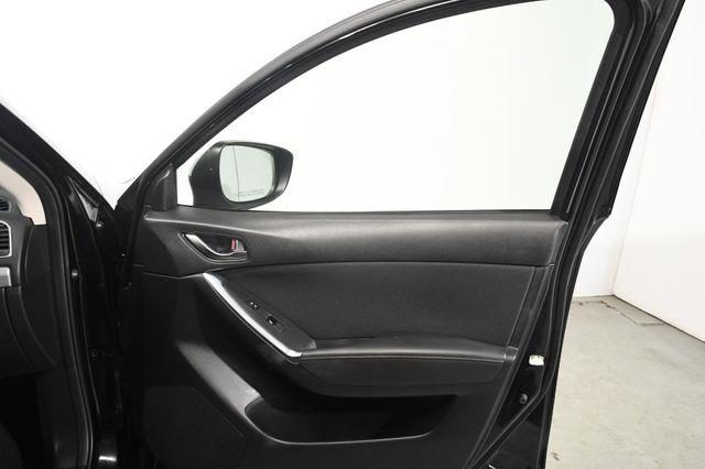 2016 Mazda CX-5 Touring photo