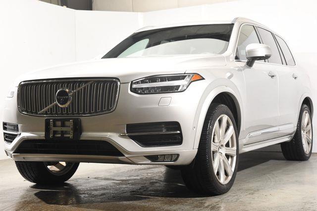 The 2016 Volvo XC90 AWD 4dr T6 Inscription photos