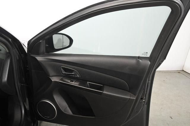 2011 Chevrolet Cruze LTZ photo