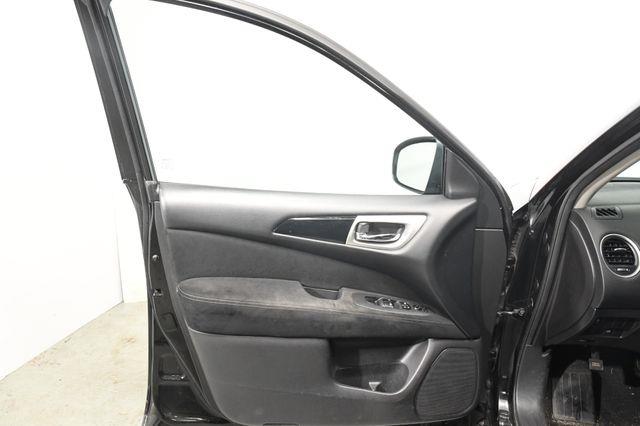 2015 Nissan Pathfinder 4WD 4dr S *Ltd Avail* photo