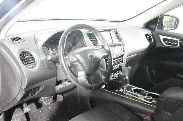 2015 Nissan Pathfinder 4WD 4dr S *Ltd Avail* photo