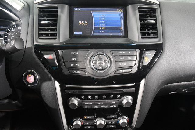 2015 Nissan Pathfinder 4WD 4dr S *Ltd Avail* photo