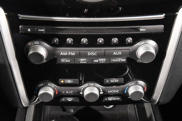 2015 Nissan Pathfinder 4WD 4dr S *Ltd Avail* photo