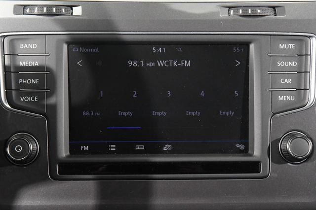 2017 Volkswagen Golf Alltrack SE photo