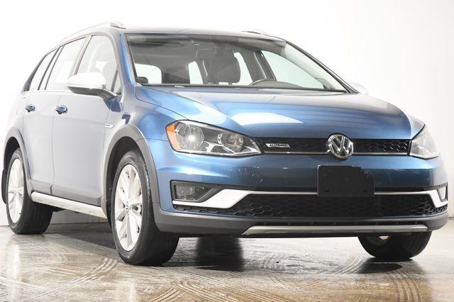 2017 Volkswagen Golf Alltrack SE photo