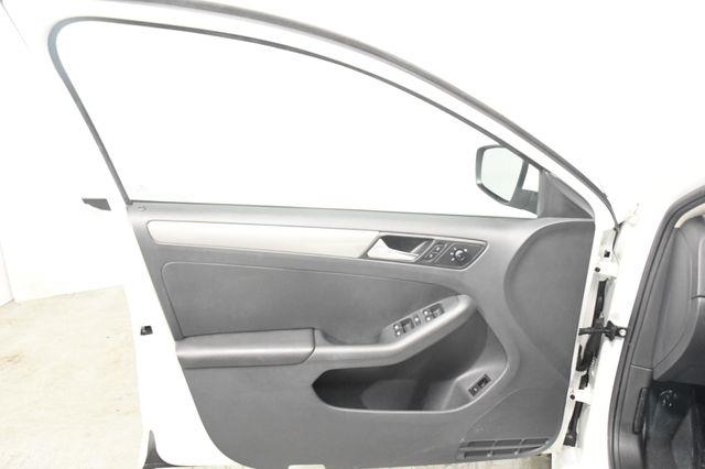 2017 Volkswagen Jetta 1.4T S w/ Heated Seats photo