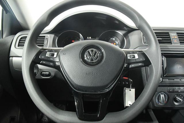 2017 Volkswagen Jetta 1.4T S w/ Heated Seats photo