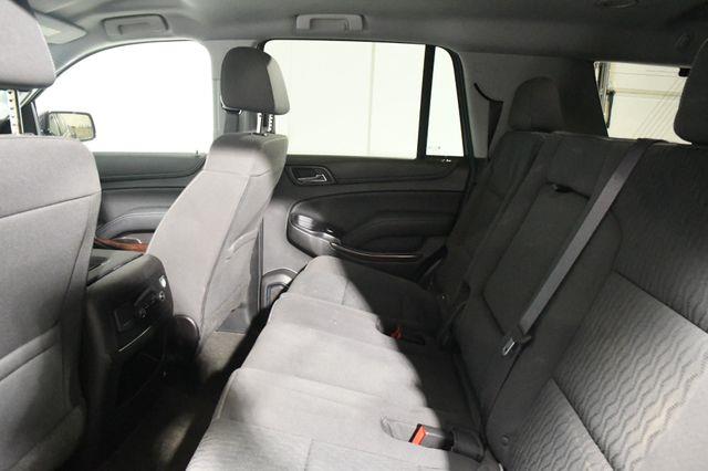 2017 GMC Yukon SLE photo