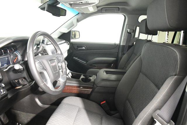 2017 GMC Yukon SLE photo