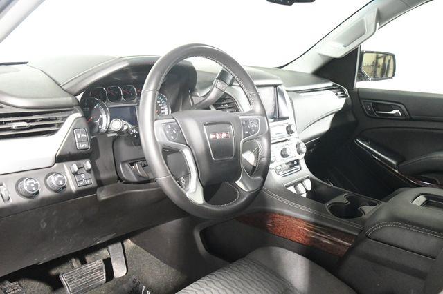 2017 GMC Yukon SLE photo