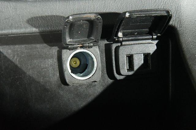 2017 GMC Yukon SLE photo