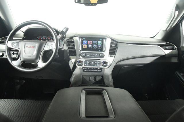 2017 GMC Yukon SLE photo