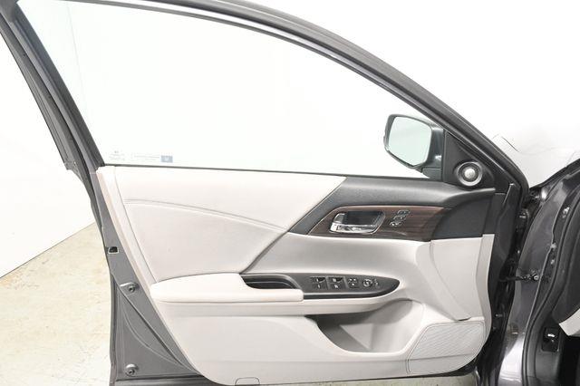 2017 Honda Accord EX-L photo