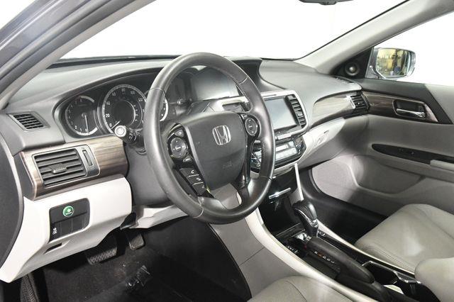 2017 Honda Accord EX-L photo