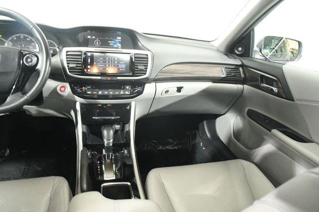 2017 Honda Accord EX-L photo