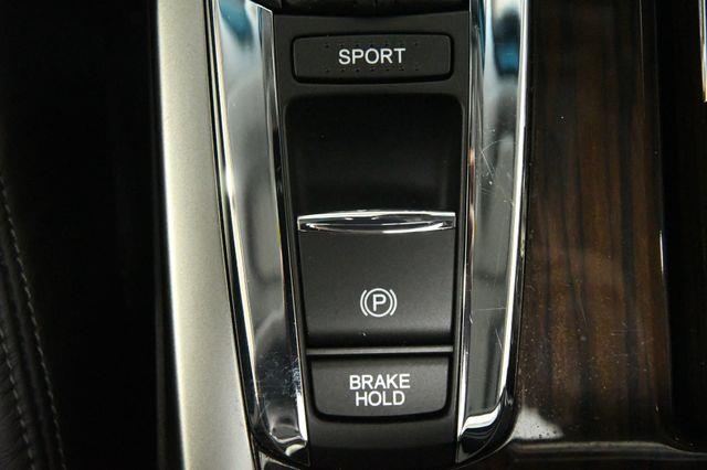 2017 Acura RLX w/Technology Pkg photo
