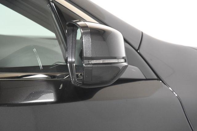 2017 Acura RLX w/Technology Pkg photo