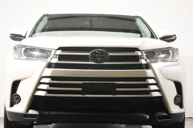2018 Toyota Highlander LE Plus photo