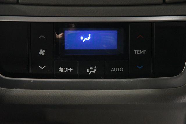 2018 Toyota Highlander LE Plus photo