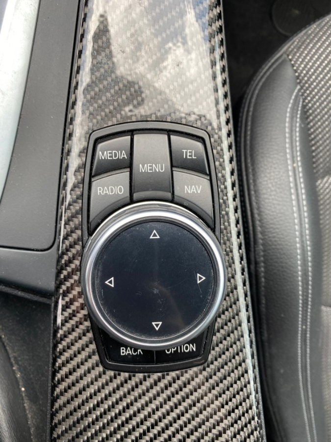 2015 BMW M4 2dr Cpe photo