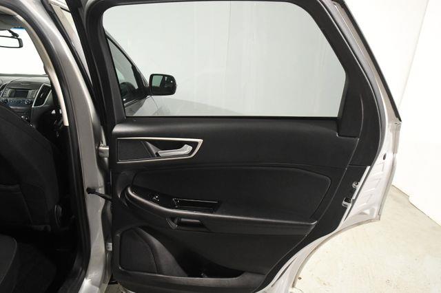 2017 Ford Edge SEL photo