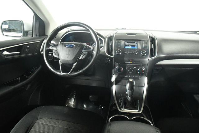 2017 Ford Edge SEL photo