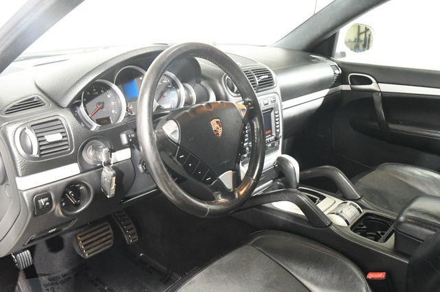 2008 Porsche Cayenne GTS photo