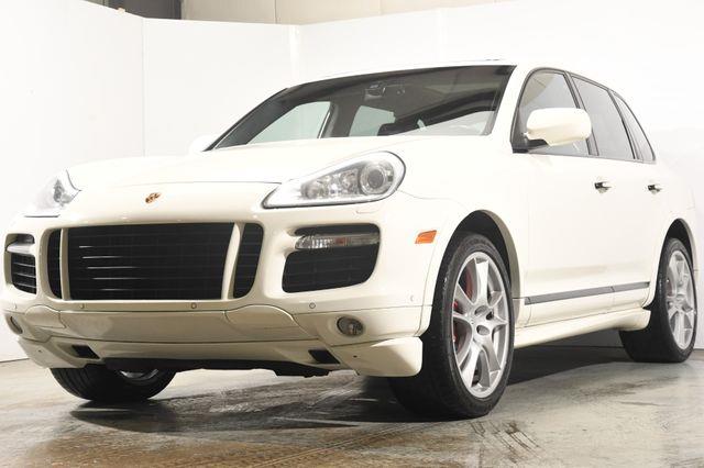 The 2008 Porsche Cayenne GTS photos