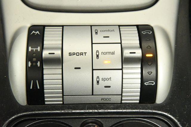 2008 Porsche Cayenne GTS photo