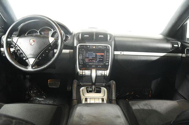 2008 Porsche Cayenne GTS photo