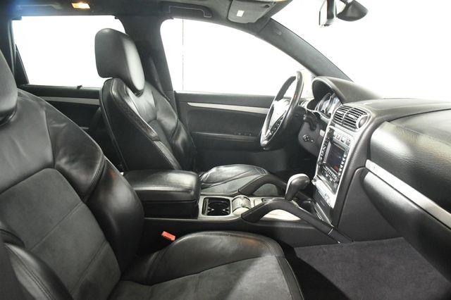 2008 Porsche Cayenne GTS photo