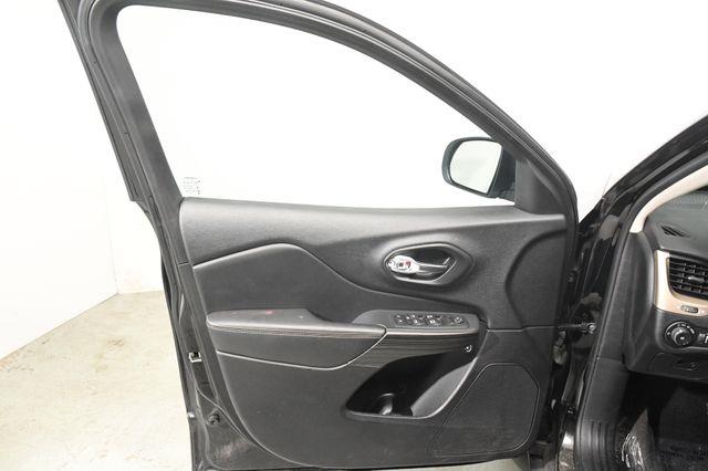 2017 Jeep Cherokee Limited w/ Nav/ Pano/ Safety T photo