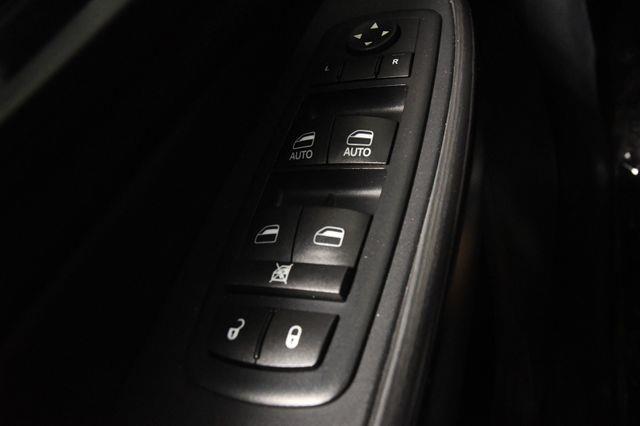 2017 Jeep Cherokee Limited w/ Nav/ Pano/ Safety T photo