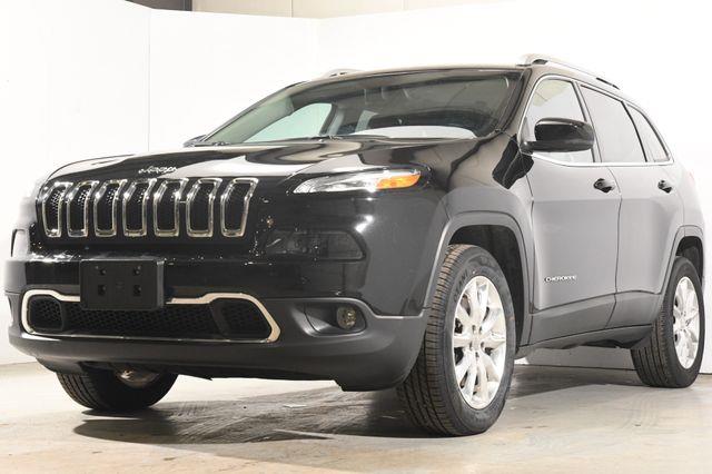 The 2017 Jeep Cherokee Limited w/ Nav/ Pano/ Safety T photos
