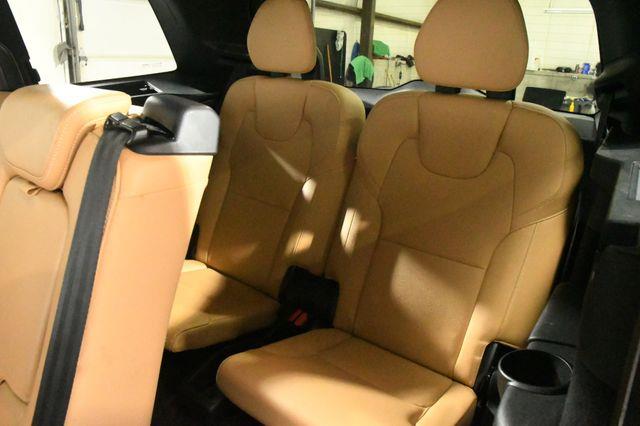 2017 Volvo XC90 Momentum photo