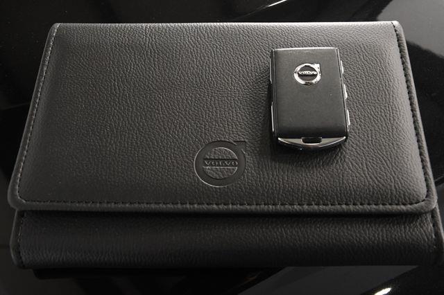 2017 Volvo XC90 Momentum photo