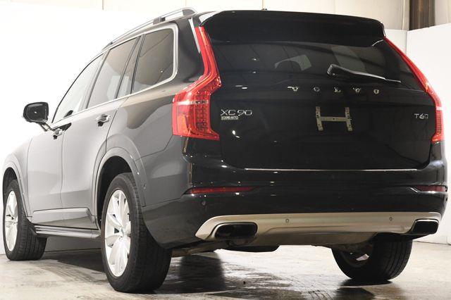 2017 Volvo XC90 Momentum photo