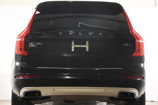 2017 Volvo XC90 Momentum photo