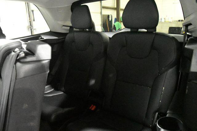 2017 Volvo XC90 Momentum photo