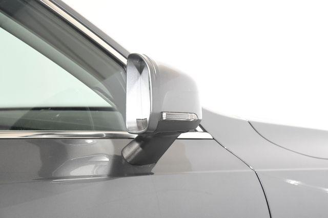 2017 Volvo XC90 Momentum photo