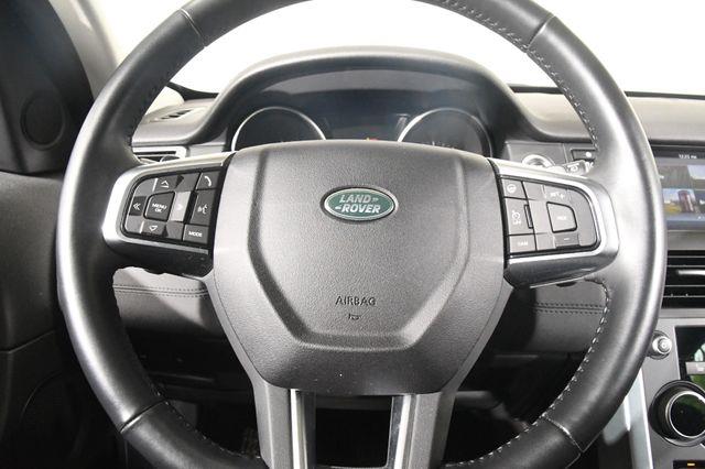 2017 Land Rover Discovery Sport SE photo