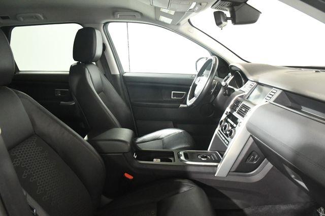 2017 Land Rover Discovery Sport SE photo