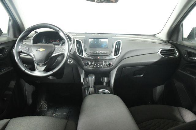 2018 Chevrolet Equinox LT w/ Nav/ Heated Seats/ Safet photo